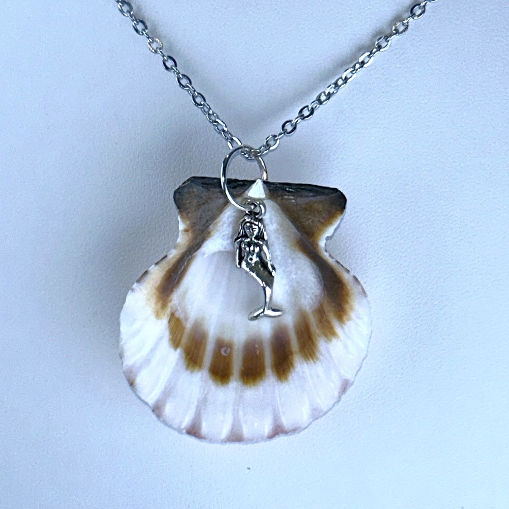 Handmade Seashell With Mermaid Beach Coastal Vacation Scuba Diver Necklace Boho